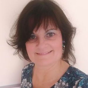 Meet your Posher, Julie